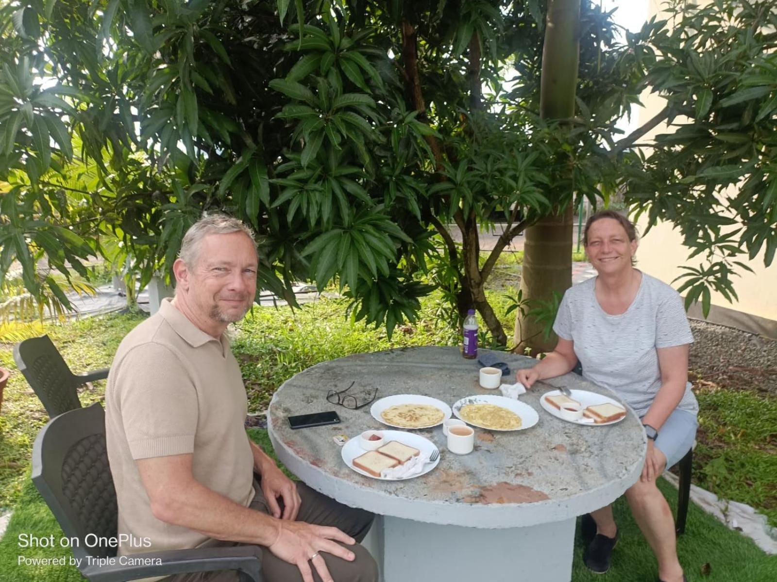Ebenezer Plaza Hotel Nedumbassery Eksteriør billede