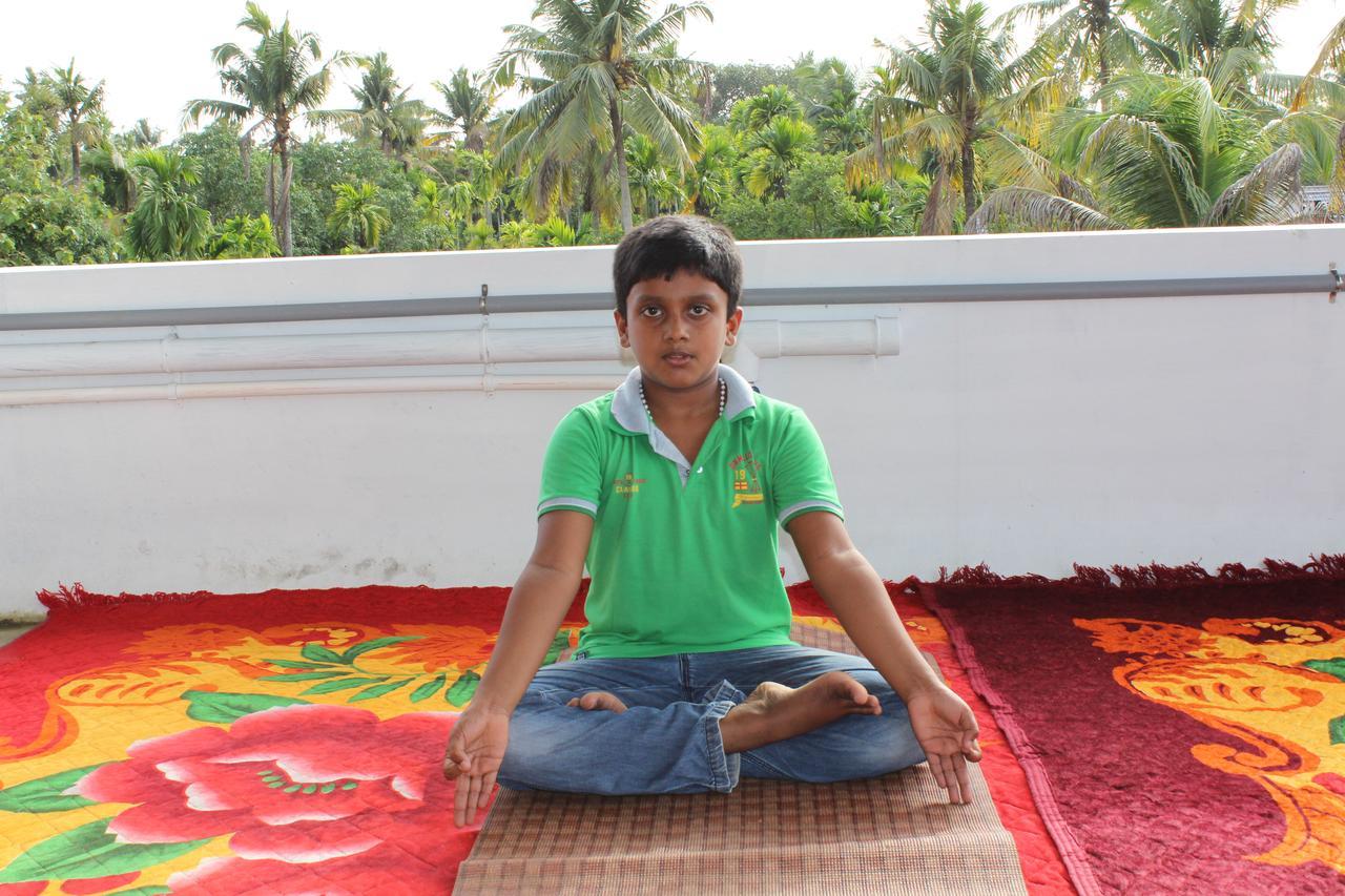 Ebenezer Plaza Hotel Nedumbassery Eksteriør billede
