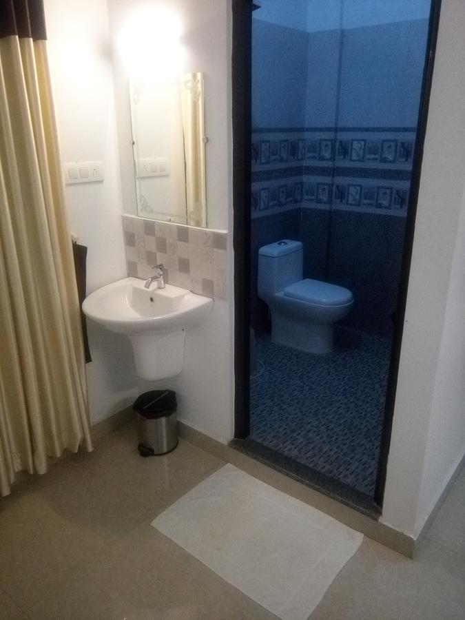 Ebenezer Plaza Hotel Nedumbassery Eksteriør billede